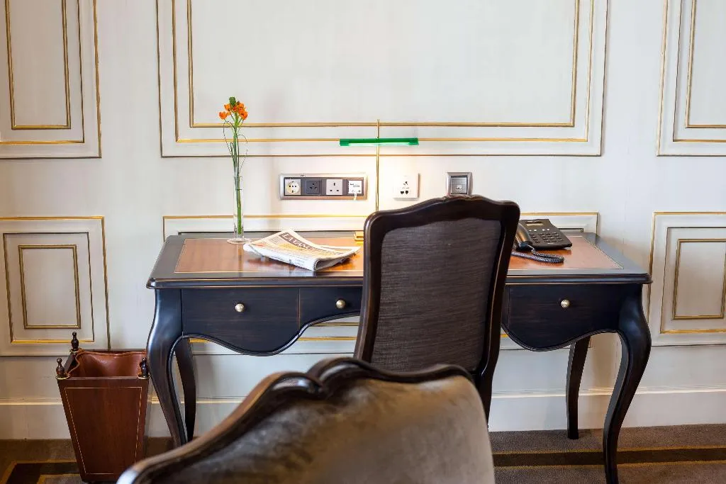 SUITE LUXURY Room, Wellington Hotel & Spa Madrid, Madrid