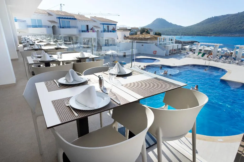 Restaurant, Parque Nereida Suites Hotel, Majorca