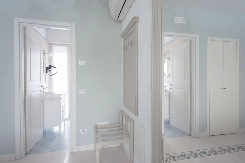 Room, Maison 39, Milan