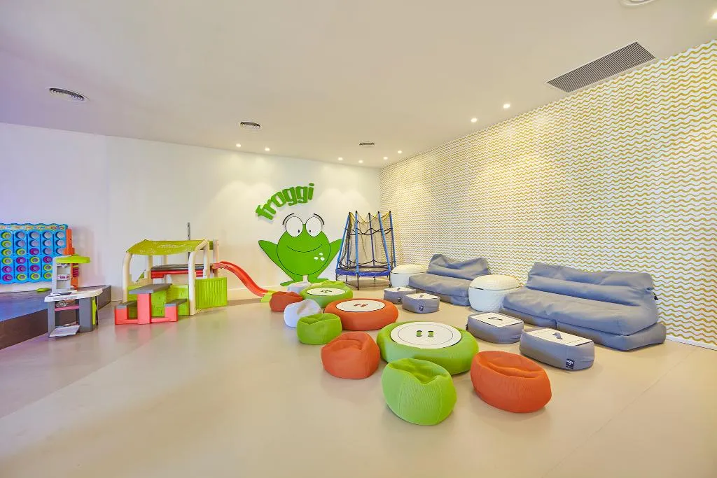 Sports and Entertainment, Prinsotel la Caleta, Menorca