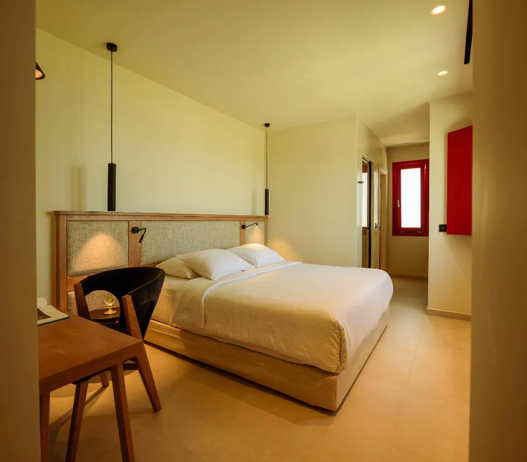 SUITE SEA VIEW Room, Potnia Theron Suites, Santorini