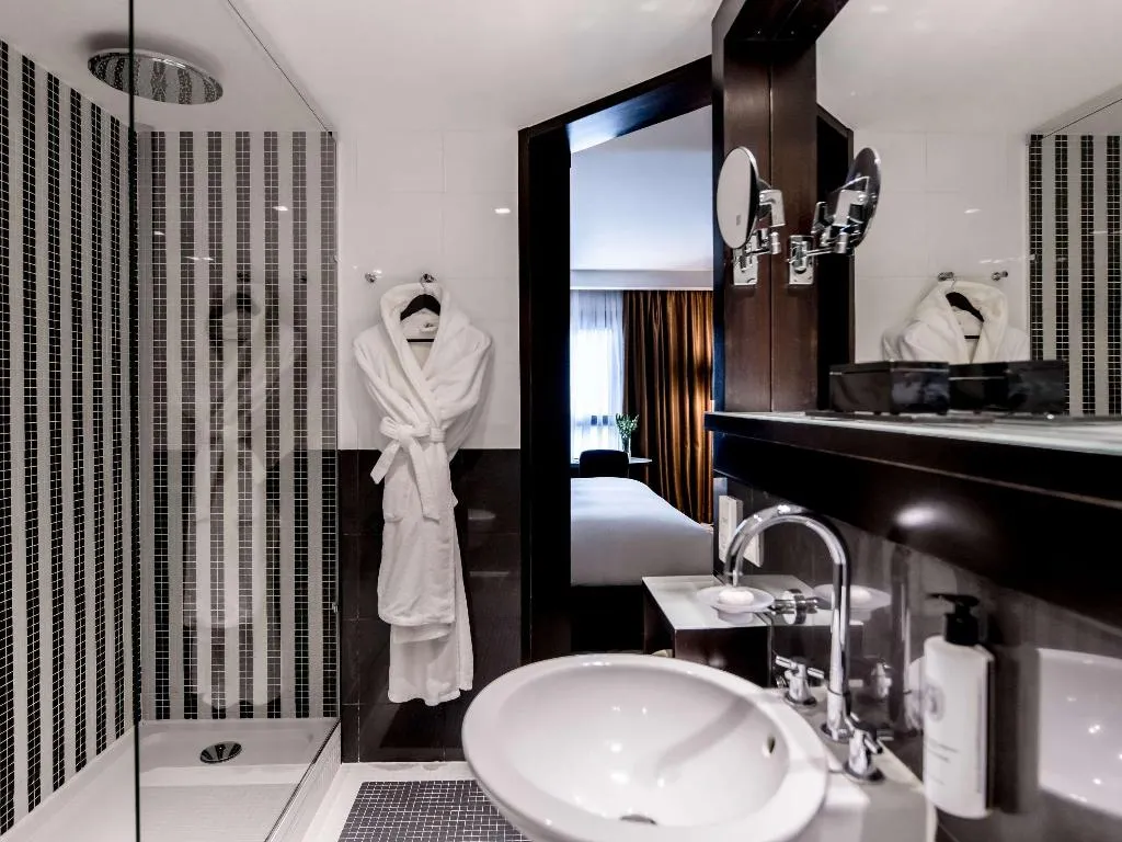 SINGLE CLASSIC Room, Sofitel Lisbon Liberdade, Lisbon