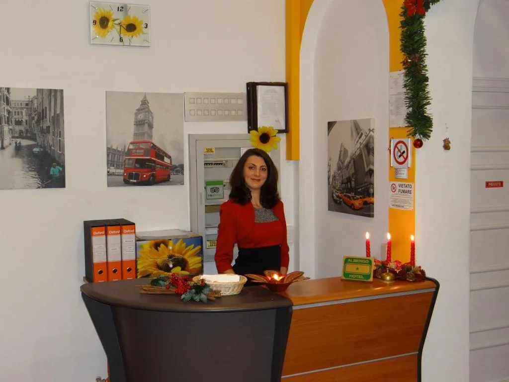 Lobby, Hotel Amendola Fiera, Milan