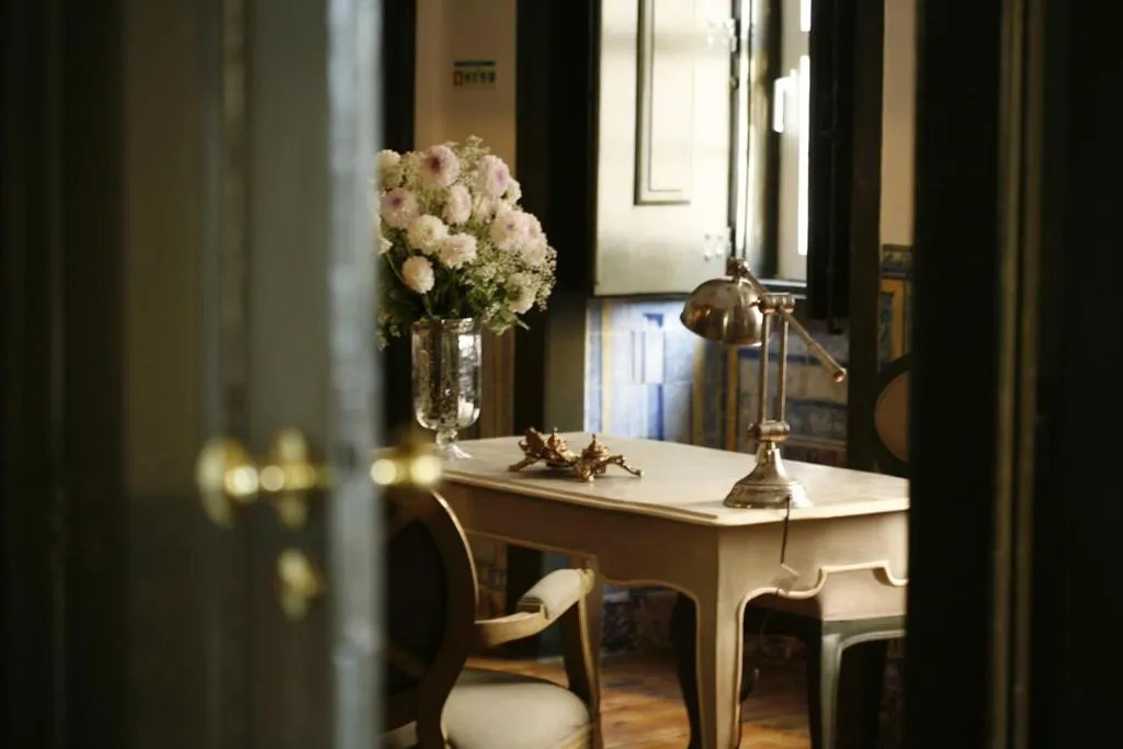 Lobby, Palacio Ramalhete, Lisbon