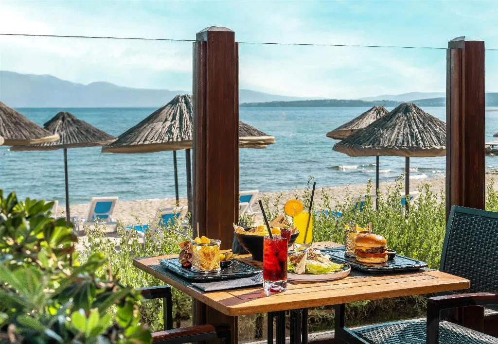 Bar, Radisson Blu Resort & SPA Cesme, Izmir