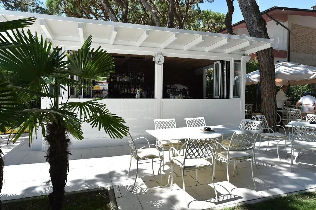 Bar, Maracaibo, Venice