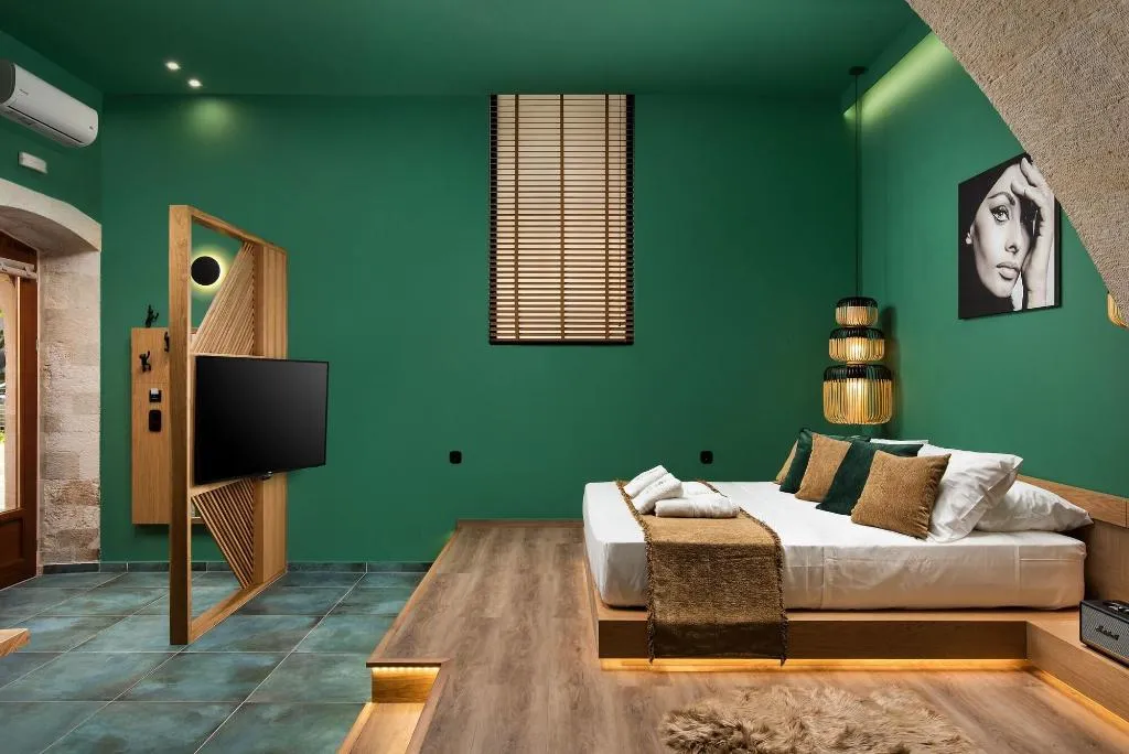 Room, Madonna Del Mare, Crete