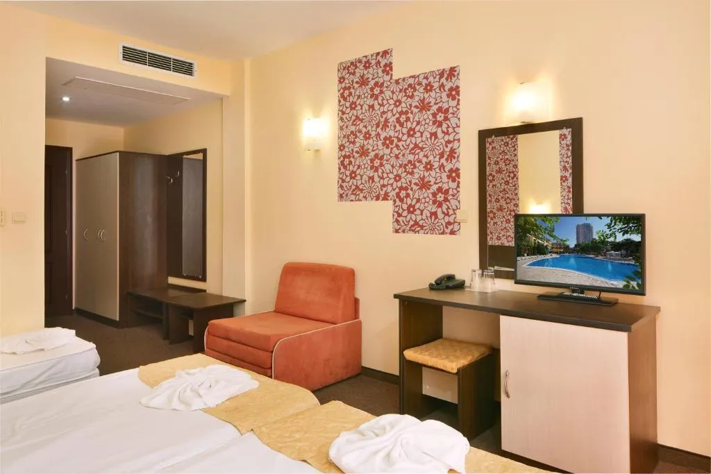 FAMILY ROOM STANDARD Room, Yavor Palace, Bourgas