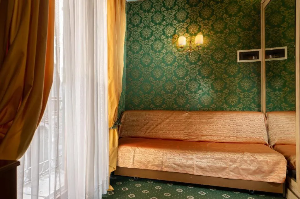 TRIPLE CLASSIC Room, Hotel Santa Marina, Venice