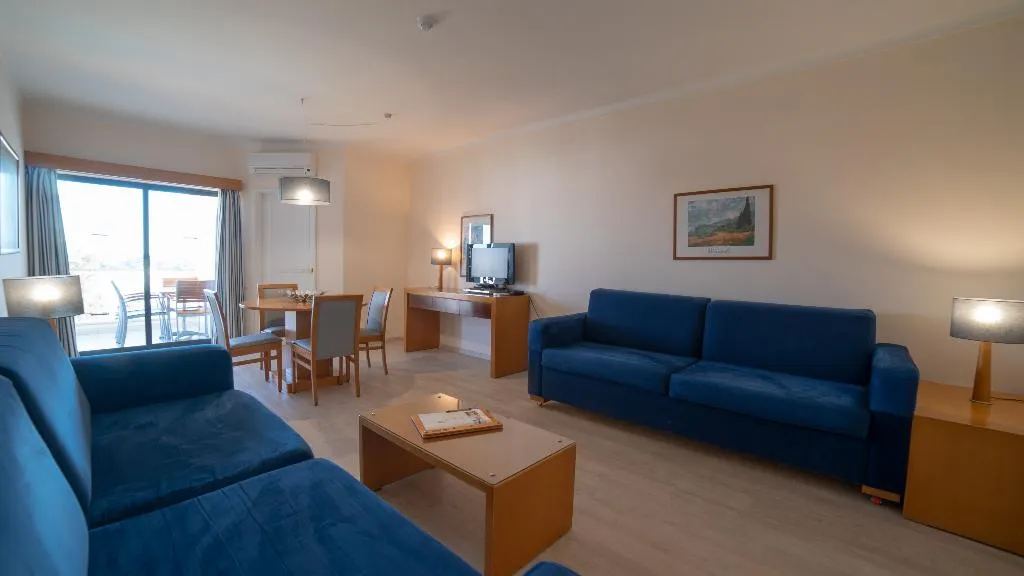 APARTMENT POOL VIEW TWO BEDROOMS Room, Vila Petra, Algarve