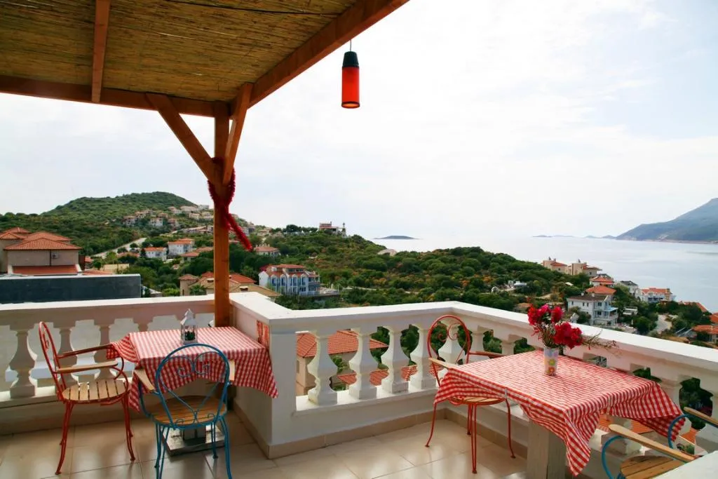 Terrace, Düsler Evim Kas, Dalaman