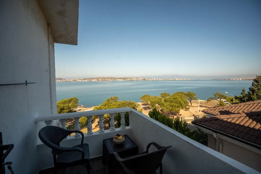 TRIPLE SUPERIOR Room, Camlik 87 Hotel Ayvalik, Izmir