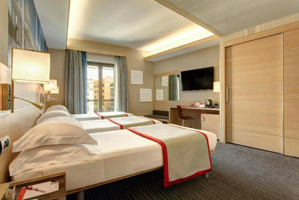 TRIPLE COMFORT Room, iQ Hotel Roma, Rome