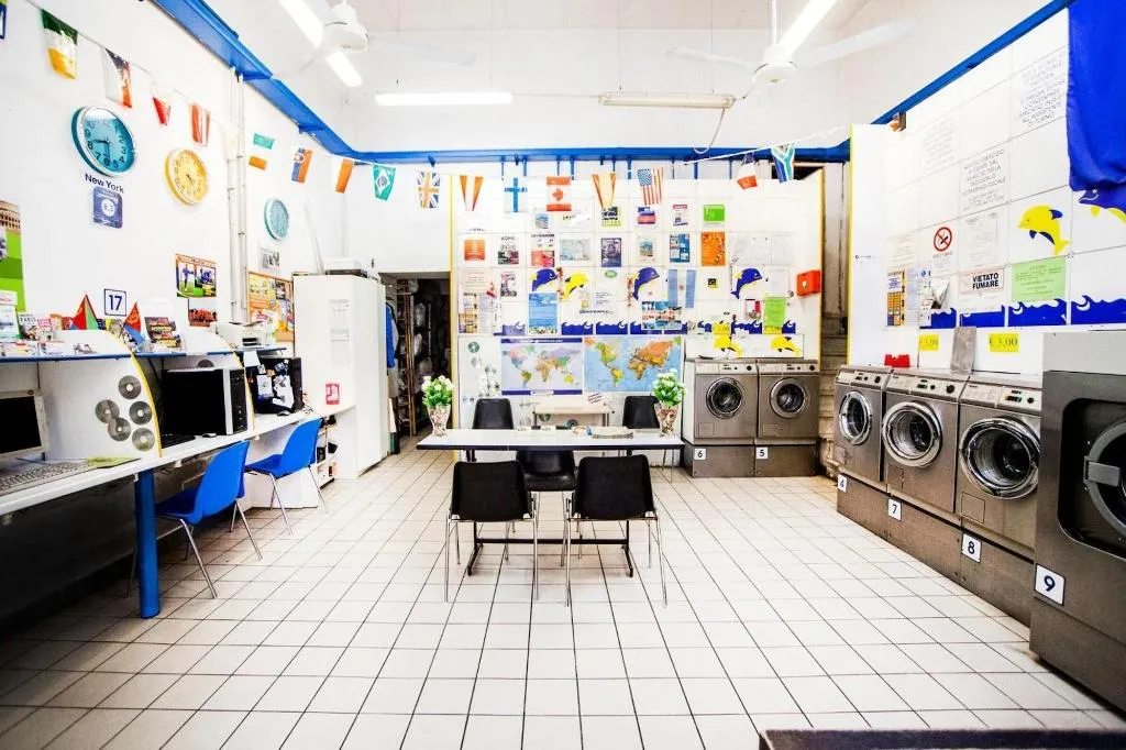 Sports and Entertainment, Funny Palace Hostel, Naples