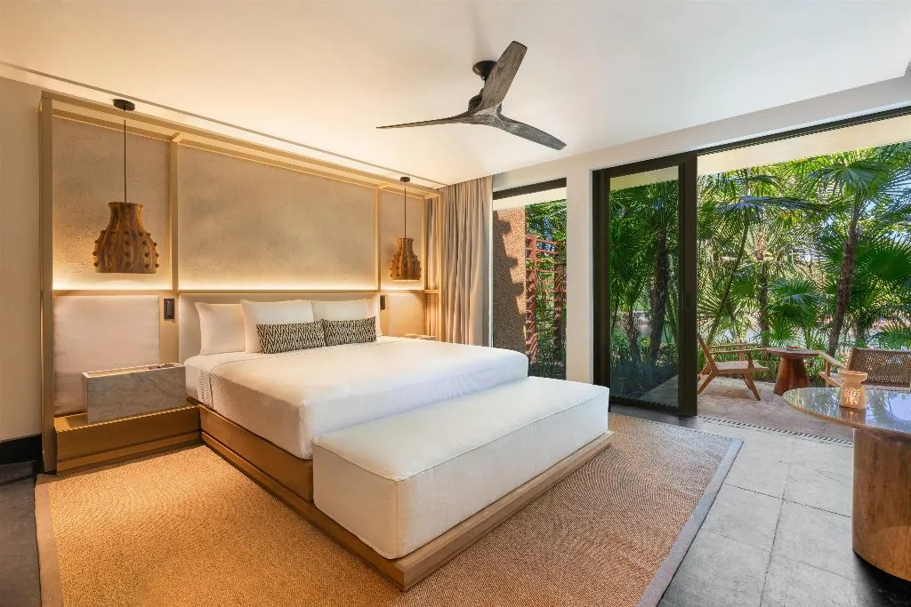 FAMILY ROOM THREE BEDROOMS Room, Banyan Tree Mayakoba, Cancun Area