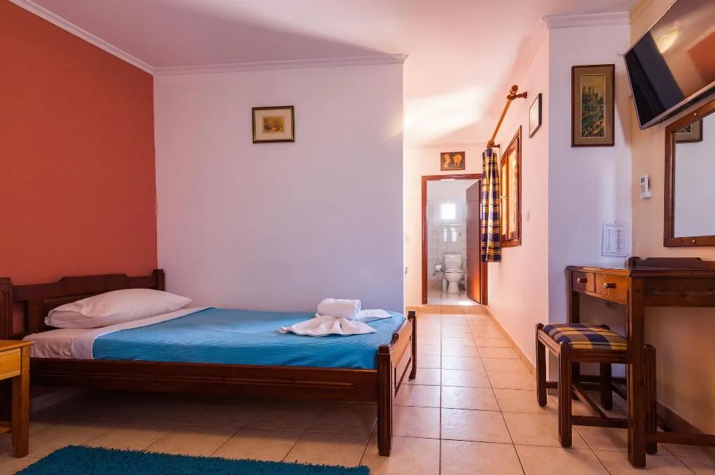Room, Poco Loco Bed & Breakfast, Crete