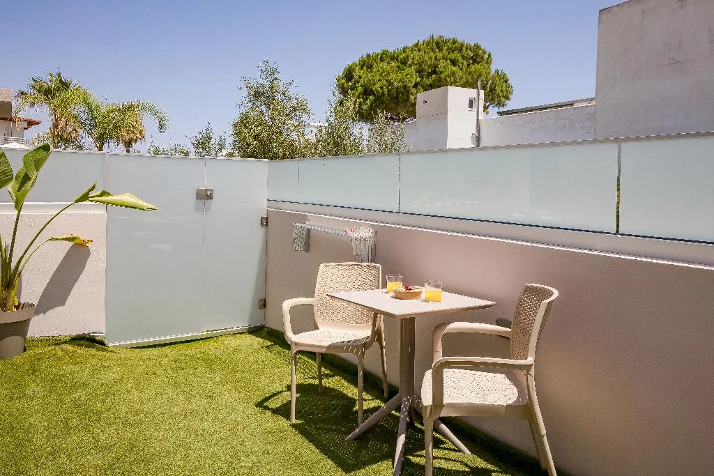 SUITE DELUXE POOL VIEW Room, Sarpidon Suites, Crete