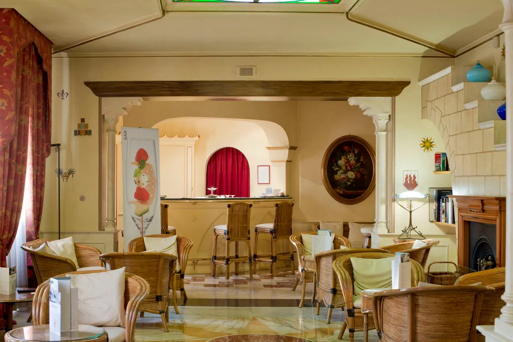 Bar, Hotel Milano Regency, Milan