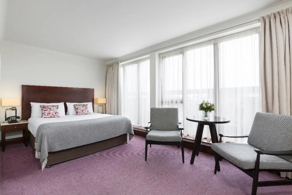 Room EXECUTIVE Room, The Green, Dublin