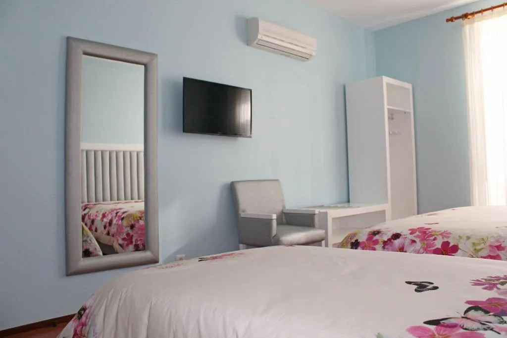 Room, Grande Oceano Guest House, Porto