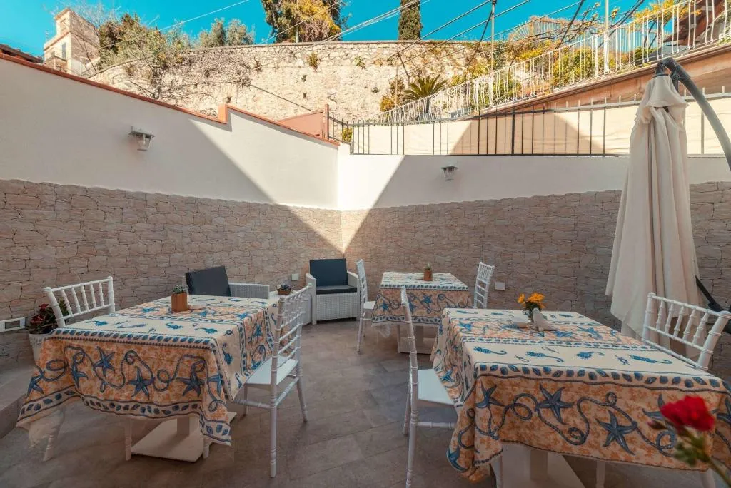 Room, Bed And Breakfast Dionisio, Taormina