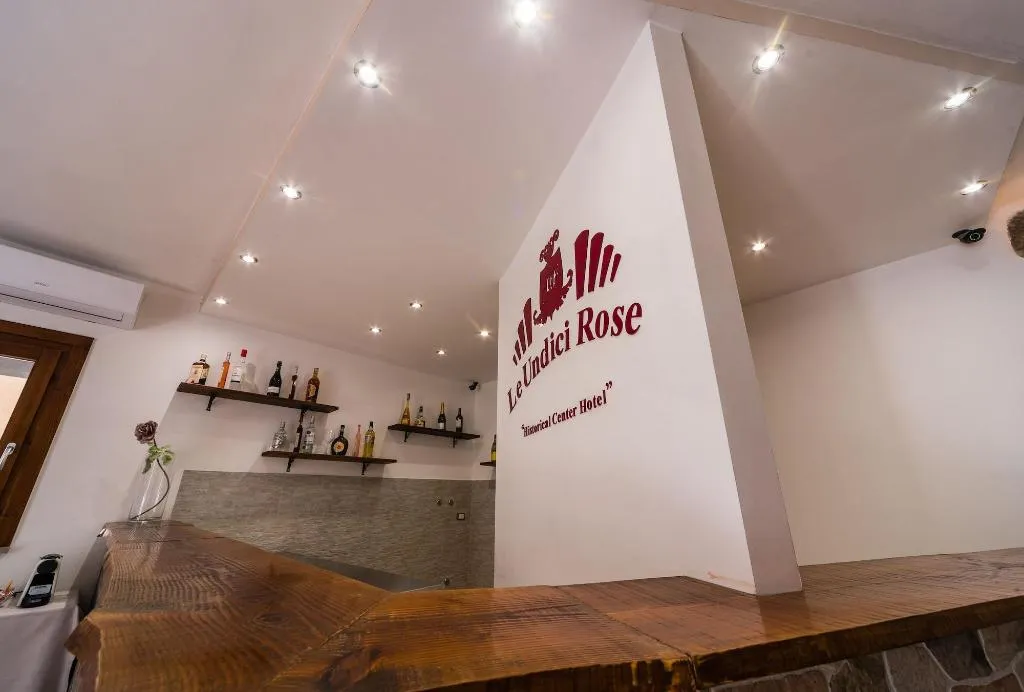 Lobby, Le Undici Rose, Rome