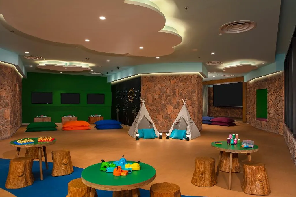 Sports and Entertainment, Dreams Natura Resort & Spa, Cancun Area