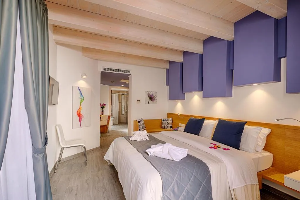 TRIPLE STANDARD Room, Hospitality Hotel, Palermo