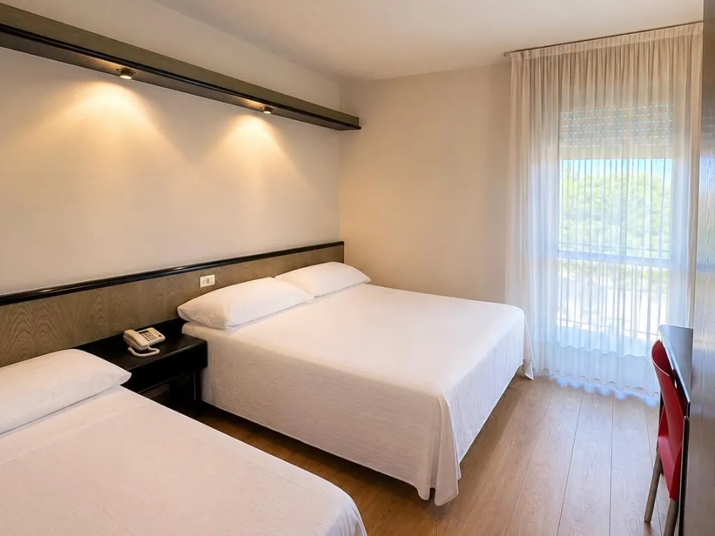 TRIPLE STANDARD Room, Spa Hotel Parigi 2, Milan