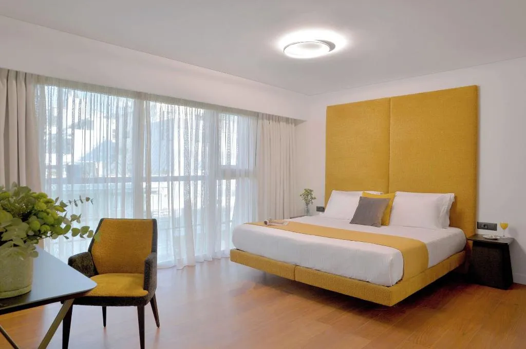 Room, The Athenaeum, Athens