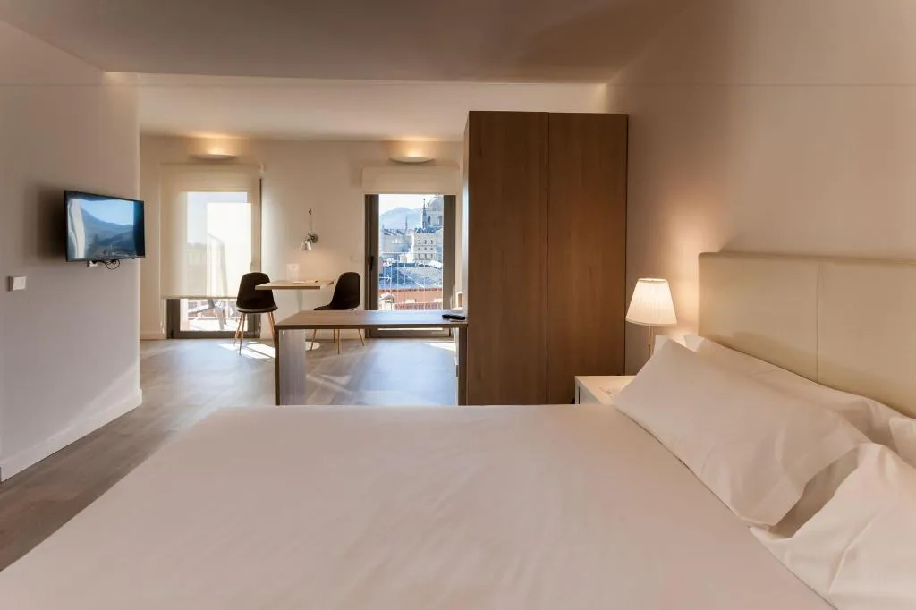 Room, San Lorenzo Suites, Madrid