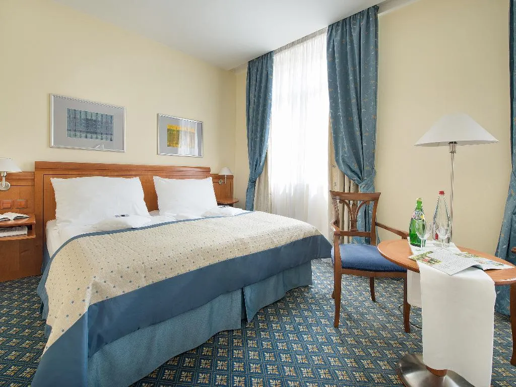 Double or Twin STANDARD Room, Ramada Prague City Centre, Prague