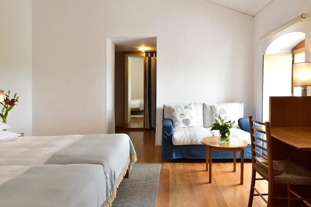 Double or Twin STANDARD Room, Pousada Convento de Arraiolos, Lisbon