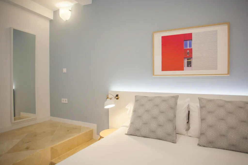 APARTMENT TWO BEDROOMS Room, Apartment in Malasaña, Madrid