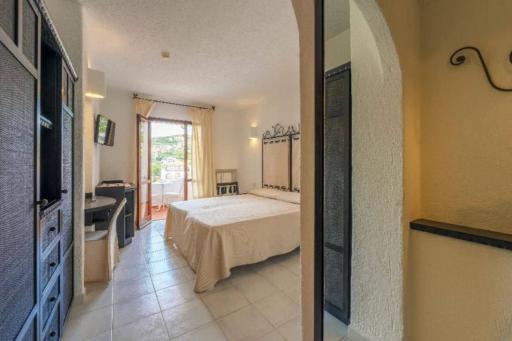 DOUBLE SIDE SEA VIEW Room, Punta Est, Olbia