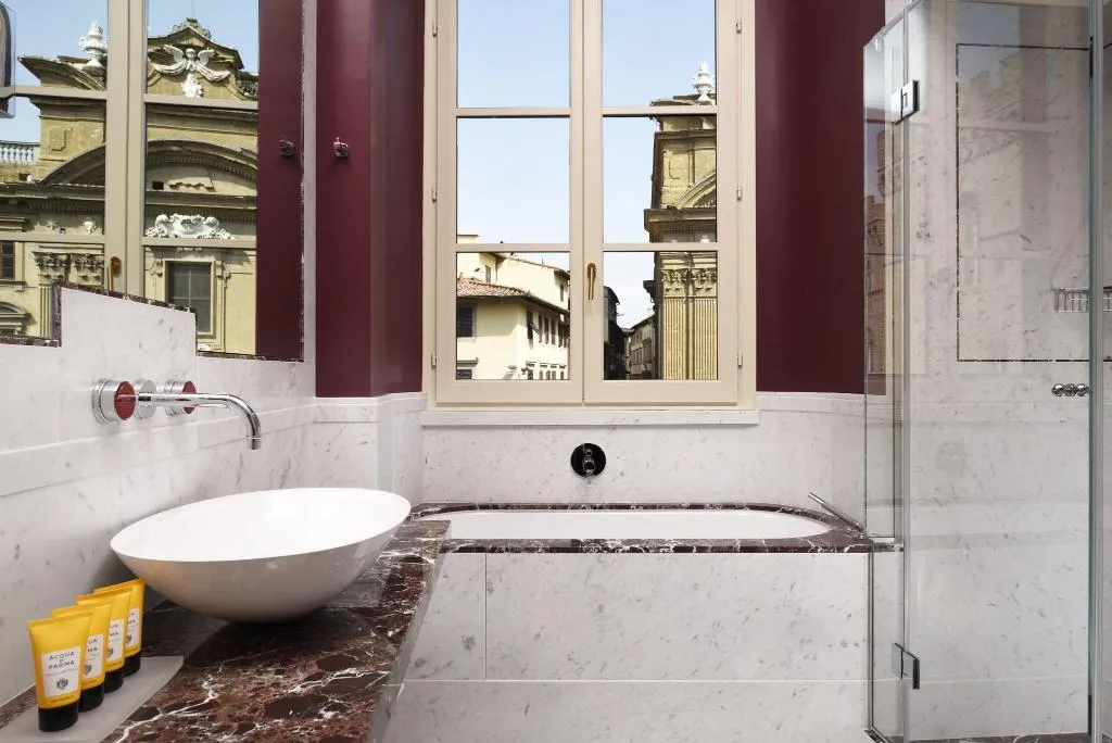 SUITE EXECUTIVE KING BED Room, San Firenze Suites And Spa, Florence