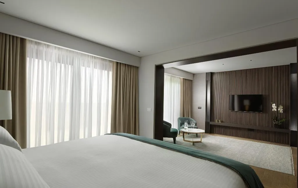 SUITE Presidential Room, NJV Athens Plaza, Athens
