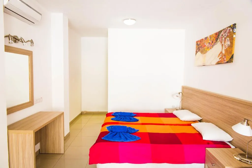 STUDIO CAPACITY 3 Room, Efi Hotel, Cyprus