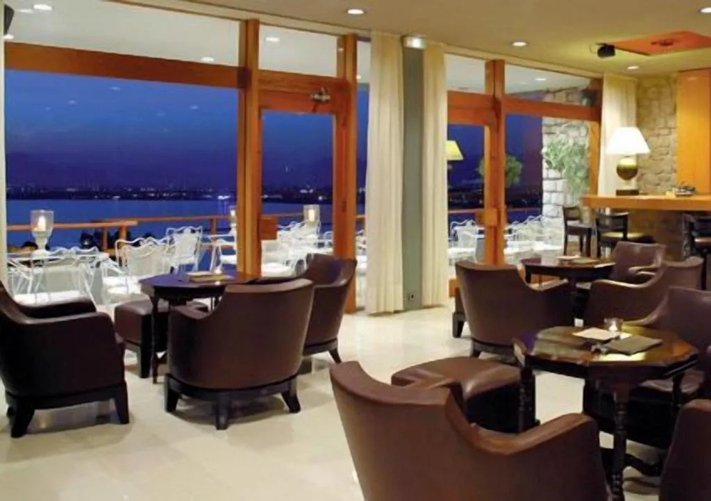 Bar, Nafplia Palace, Kalamata