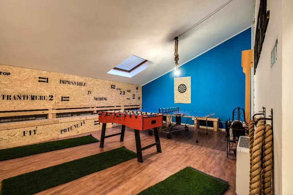 Sports and Entertainment, Hostel Trastevere 2, Rome