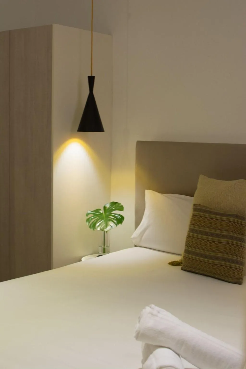 Room, Forgetmenot, Barcelona