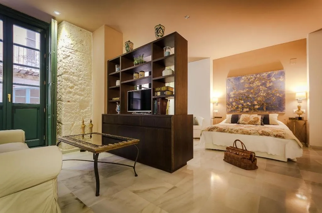 Room, Luces De Catedral, Costa Blanca