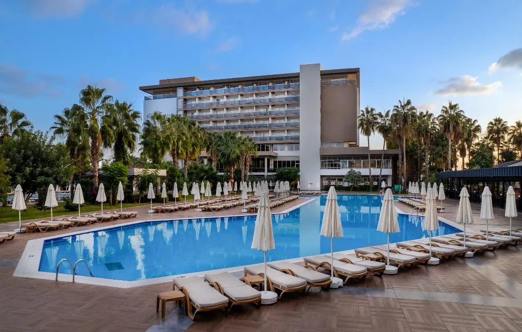 Pool, Royal Garden Beach Hotel, Antalya