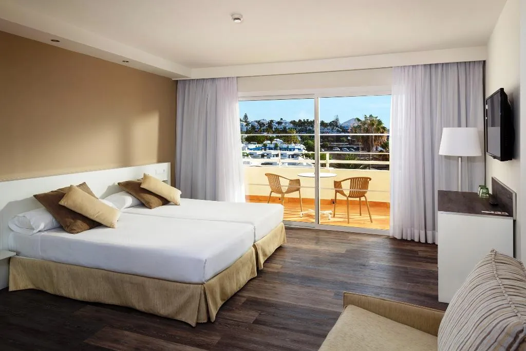 TRIPLE SUPERIOR Room, Sol Lanzarote All Inclusive, Lanzarote