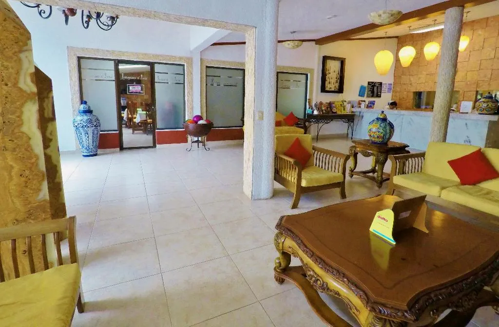 Lobby, Las Golondrinas, Playa Del Carmen