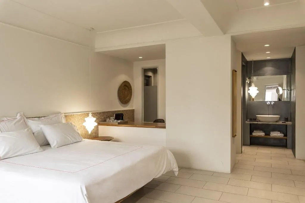 Room, Arota Exclusive Villas, Santorini