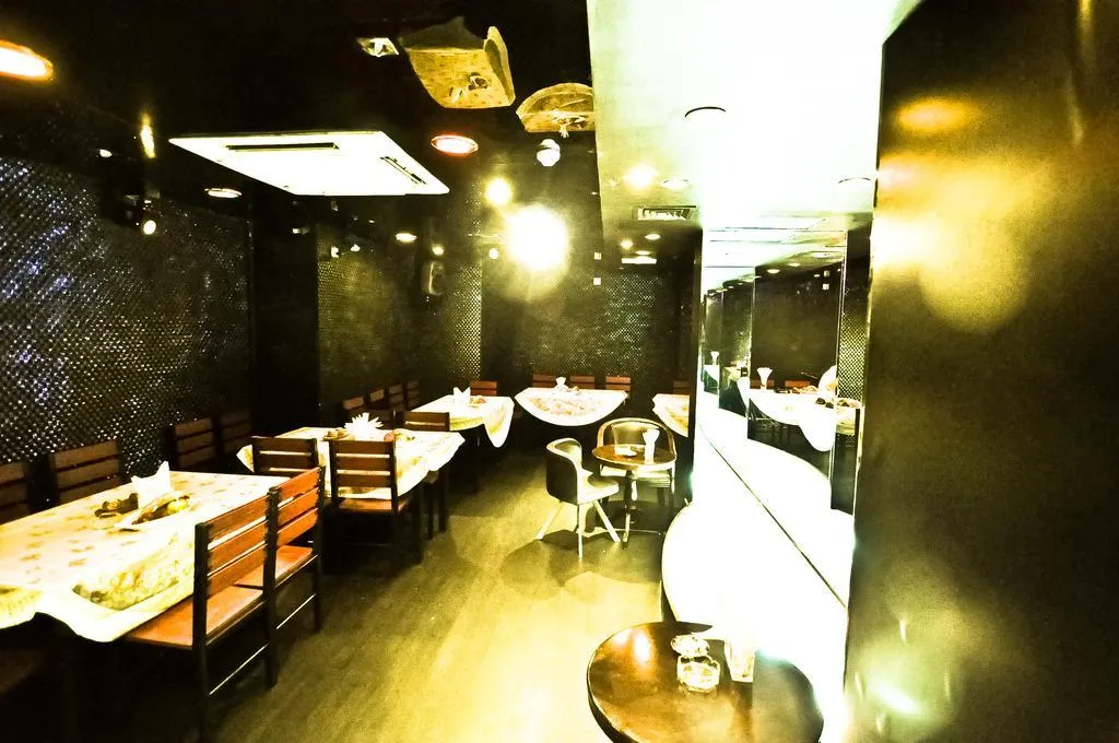 Restaurant, Phoenicia Hotel, Dubai
