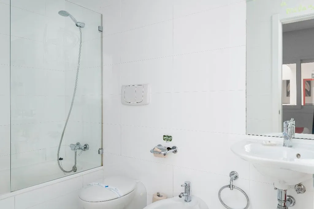 DOUBLE ECONOMY Room, Del Pintor, Costa Del Sol