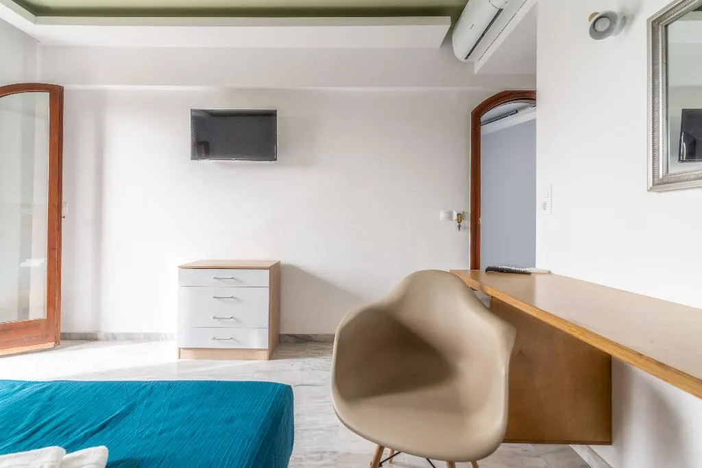 DOUBLE TWO BEDS Room, Prince Of Lillies, Crete