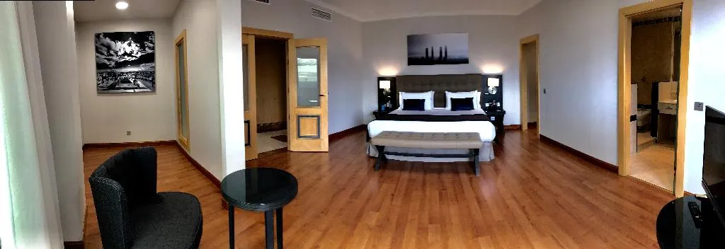 JUNIOR SUITE STANDARD Room, Eurostars Madrid Foro, Madrid